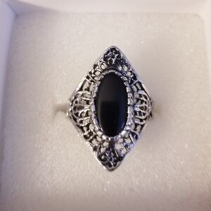 Elegant Vintage Signed Joseph Esposito Black Onyx Oval Cabochon Filigree Ring